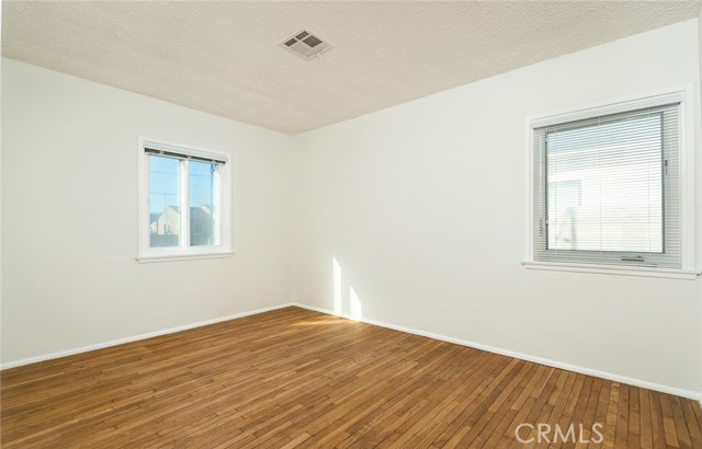 Detail Gallery Image 13 of 31 For 10515 Lanark, Sun Valley,  CA 91352 - 3 Beds | 1 Baths