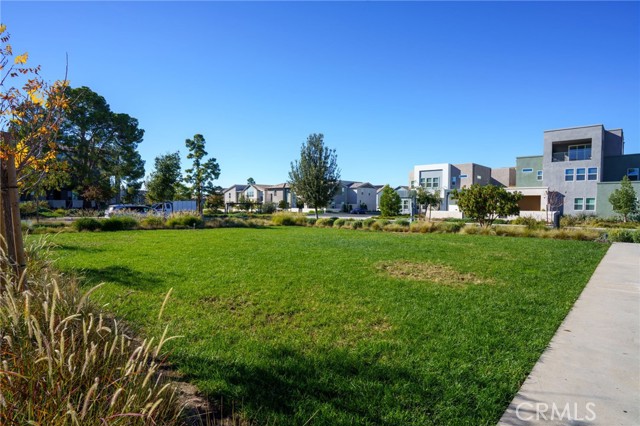 398 Merit, Irvine CA: https://media.crmls.org/medias/681e062e-a531-497a-bdbb-987ffb41da12.jpg