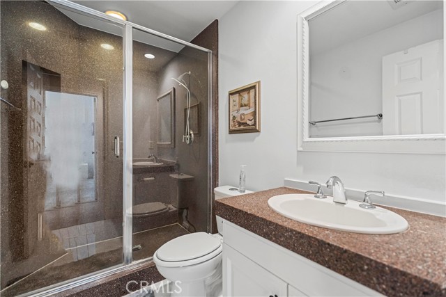 25 Winfield Drive, Ladera Ranch CA: https://media.crmls.org/medias/681e5ecd-9b88-4928-a032-3d53f41f4cf2.jpg