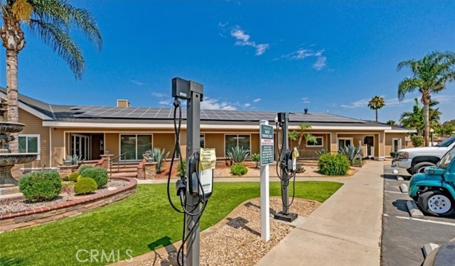5815 E La Palma Avenue, Anaheim CA: https://media.crmls.org/medias/681e9ec8-0296-49d3-99db-f512fca35754.jpg
