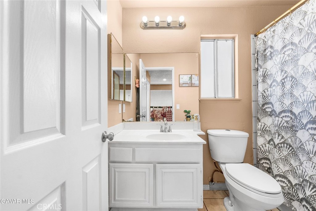 https://media.crmls.org/medias/681edf1a-5ce3-461c-a007-40faa4e0bed9.jpg?preset=X-Large