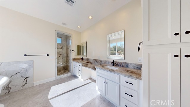 Detail Gallery Image 41 of 68 For 14285 Riverside Dr, Apple Valley,  CA 92307 - 4 Beds | 2/1 Baths