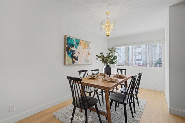 Detail Gallery Image 7 of 33 For 4915 Tyrone #126,  Sherman Oaks,  CA 91423 - 2 Beds | 2 Baths