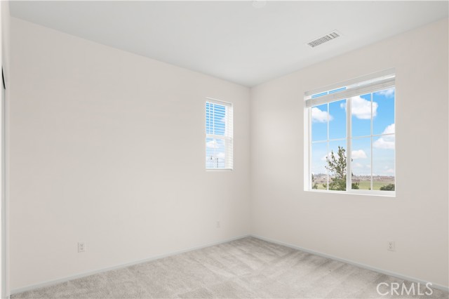 Detail Gallery Image 16 of 22 For 15901 Stresa Ln #6,  Fontana,  CA 92336 - 4 Beds | 3 Baths