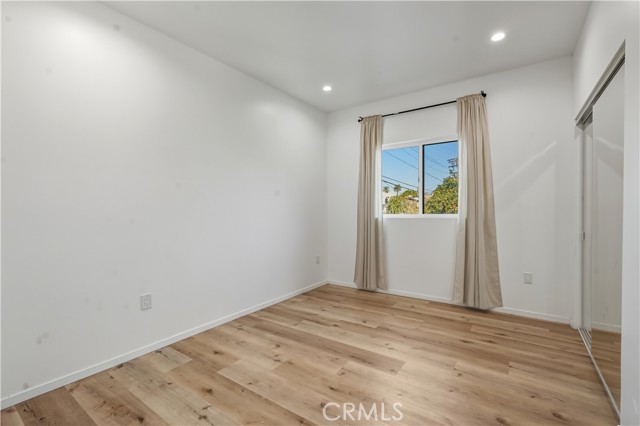 Detail Gallery Image 8 of 22 For 121 1/2 S Coronado St, Los Angeles,  CA 90057 - – Beds | – Baths