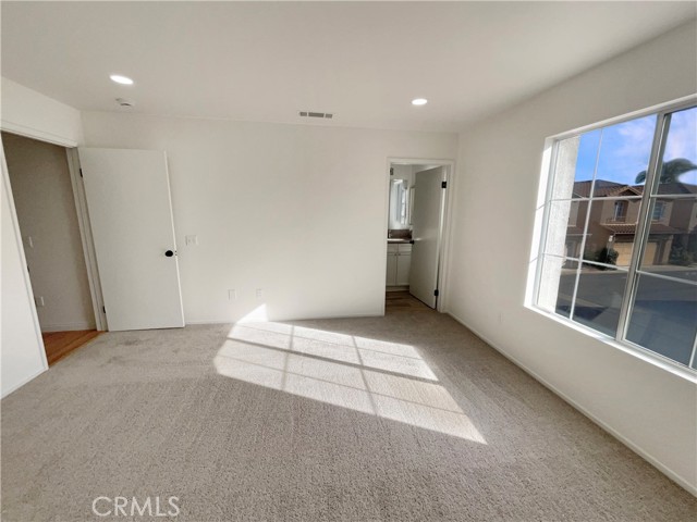 Detail Gallery Image 16 of 33 For 3247 Garden, Hawthorne,  CA 90250 - 3 Beds | 3 Baths