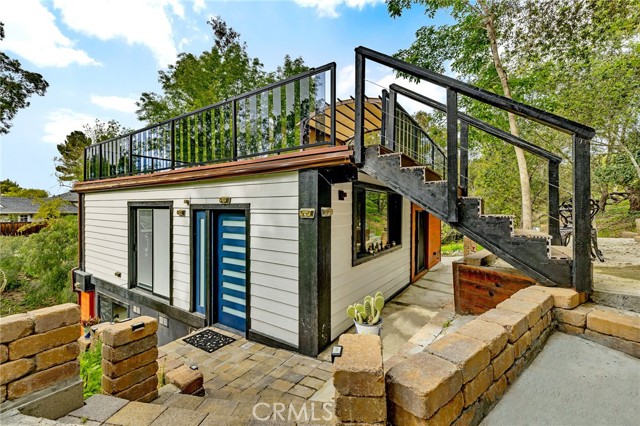 Detail Gallery Image 6 of 55 For 4256 Rosario Rd, Woodland Hills,  CA 91364 - 4 Beds | 2 Baths