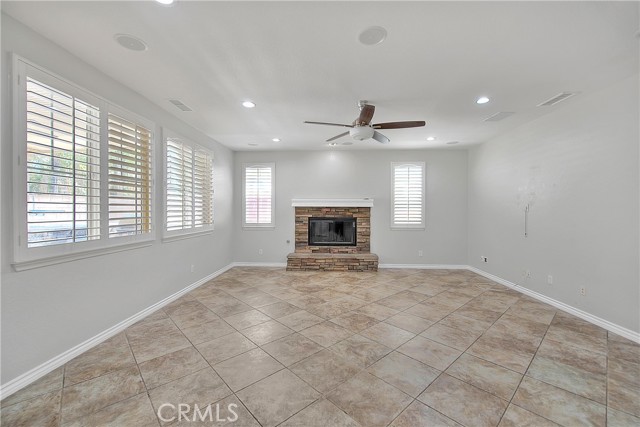 12790 Golden Leaf Drive, Rancho Cucamonga CA: https://media.crmls.org/medias/681fa162-b13d-4468-9c77-895b884ea88a.jpg