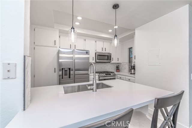 Image 10 of 26 For 600 Brea Boulevard 47