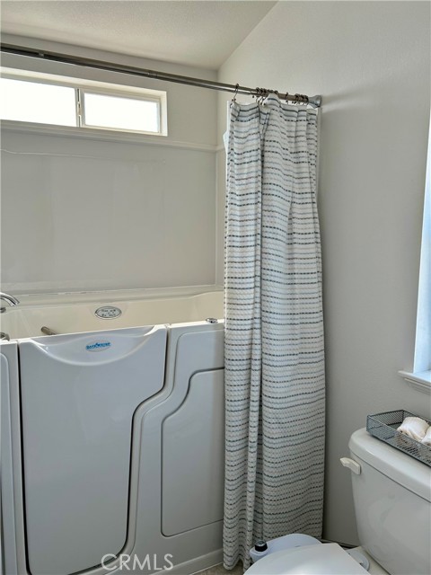 Detail Gallery Image 18 of 53 For 6235 Beachcomber, Long Beach,  CA 90803 - 2 Beds | 2 Baths