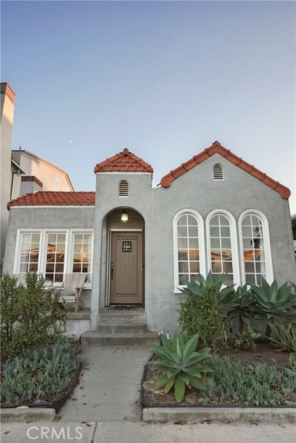 Detail Gallery Image 38 of 44 For 1113 W Balboa Bld, Newport Beach,  CA 92661 - 3 Beds | 2 Baths