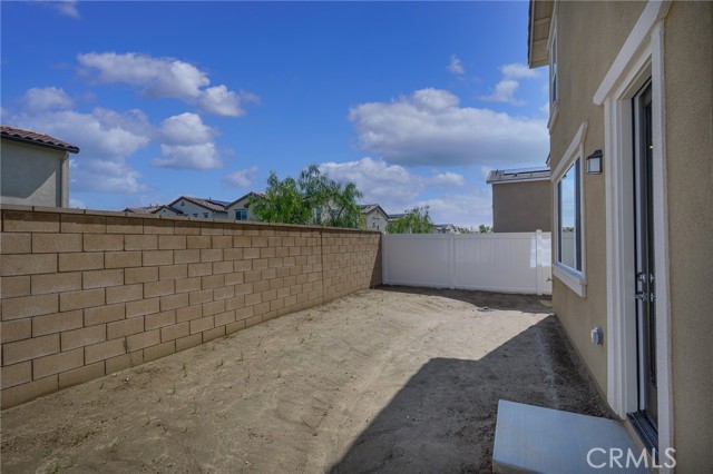 Detail Gallery Image 9 of 13 For 26128 San Luis St, Loma Linda,  CA 92373 - 4 Beds | 3 Baths