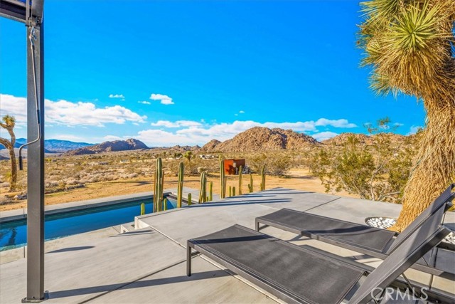 8729 Rock Haven Road, Joshua Tree CA: https://media.crmls.org/medias/68207f7d-de79-40ff-9e5f-b9b2e5f4cc7a.jpg