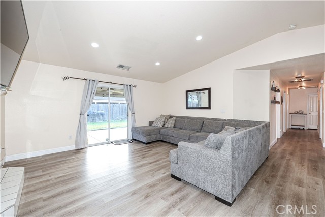 Detail Gallery Image 15 of 42 For 134 Clipper Ct, Atwater,  CA 95301 - 4 Beds | 2 Baths