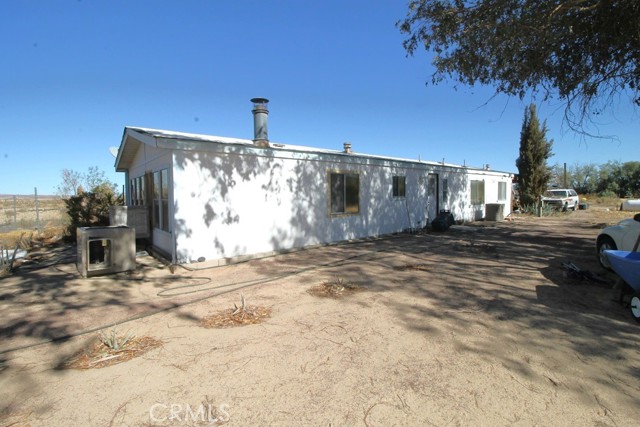 Detail Gallery Image 1 of 26 For 42151 Hampskin Rd, Newberry Springs,  CA 92365 - 2 Beds | 2 Baths