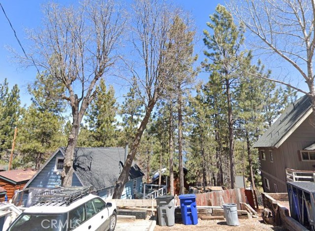 Detail Gallery Image 3 of 5 For 568 Temple Ln, Big Bear Lake,  CA 92315 - – Beds | – Baths