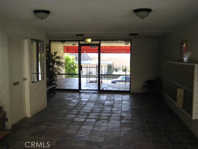 Detail Gallery Image 15 of 32 For 3530 Elm Ave #303,  Long Beach,  CA 90807 - 2 Beds | 2 Baths