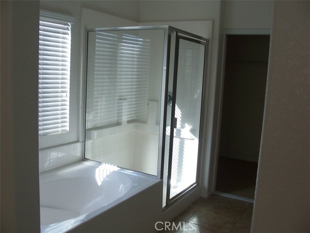 Detail Gallery Image 8 of 16 For 13343 Vista Verde St, Victorville,  CA 92392 - 5 Beds | 2 Baths