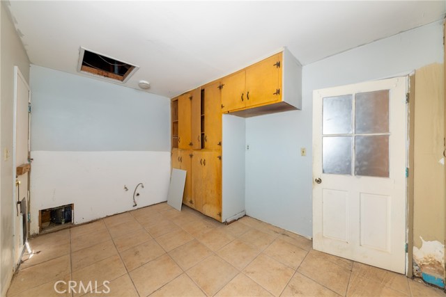 Detail Gallery Image 13 of 45 For 10925 Post Office Rd a/B,  Lucerne Valley,  CA 92356 - 3 Beds | 2/1 Baths