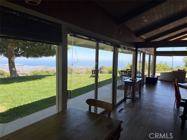 3111 Deluna Drive, Rancho Palos Verdes CA: https://media.crmls.org/medias/68234e28-9c54-447d-a40b-1adbe9c2c711.jpg