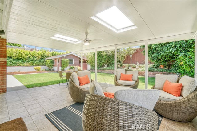28231 Trailriders Drive, Rancho Palos Verdes CA: https://media.crmls.org/medias/68237912-3960-45ec-be00-24683831c6ce.jpg