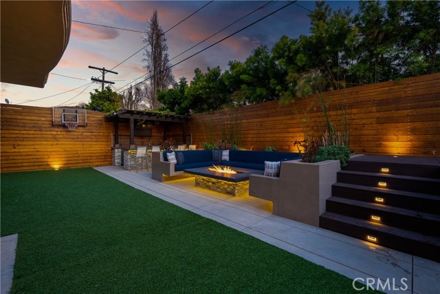 2210 Robinson Street, Redondo Beach, California 90278, 5 Bedrooms Bedrooms, ,4 BathroomsBathrooms,Residential,Sold,Robinson Street,SB22055222