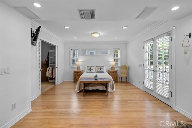 593 26th Street, Manhattan Beach, California 90266, 3 Bedrooms Bedrooms, ,2 BathroomsBathrooms,Residential,Sold,26th,SB22189948