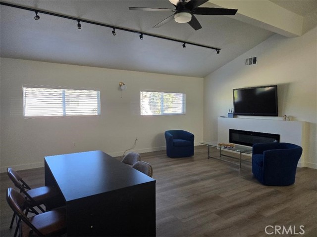 Detail Gallery Image 5 of 33 For 8579 Volga River Cir, Fountain Valley,  CA 92708 - 3 Beds | 2 Baths