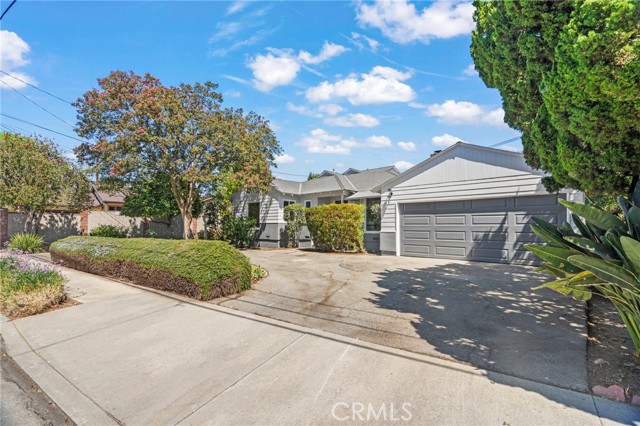 Front Image Thumbnail for CRWS25218056