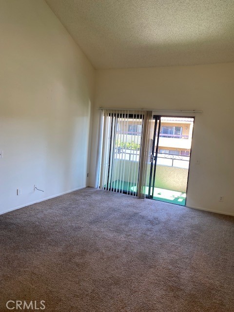 Detail Gallery Image 5 of 17 For 18802 Mandan St #910,  Canyon Country,  CA 91351 - 2 Beds | 2 Baths