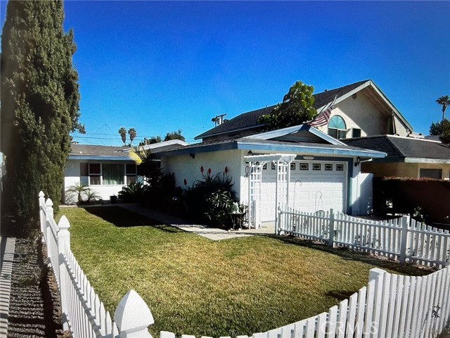 Detail Gallery Image 1 of 18 For 34626 via Catalina a,  Dana Point,  CA 92624 - 2 Beds | 2 Baths