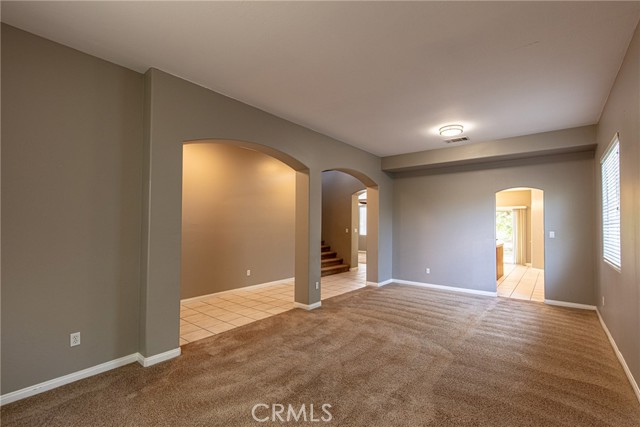 Detail Gallery Image 4 of 40 For 803 Mountain Park Dr, Bakersfield,  CA 93311 - 4 Beds | 3/1 Baths