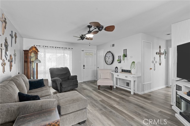 Detail Gallery Image 6 of 23 For 376 Jullien Dr, Santa Maria,  CA 93455 - 3 Beds | 2 Baths