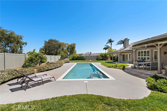 Detail Gallery Image 15 of 47 For 5864 Jeffries Ranch Rd, Oceanside,  CA 92057 - 4 Beds | 2/1 Baths