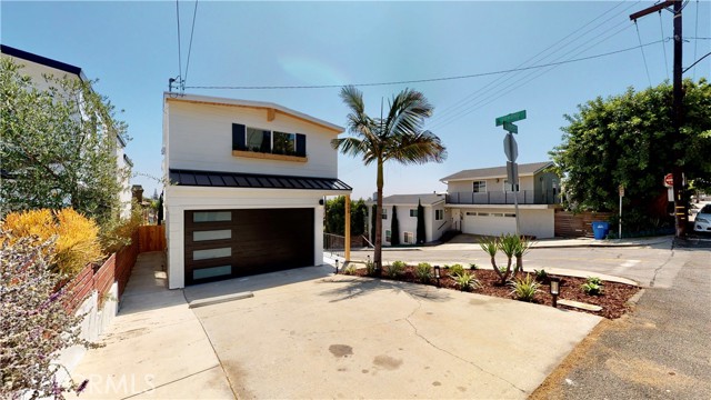 1600 Harper Avenue, Redondo Beach, California 90278, 3 Bedrooms Bedrooms, ,2 BathroomsBathrooms,Residential,Sold,Harper,OC22145945