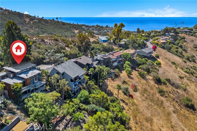 1505 Morningside Drive, Laguna Beach CA: https://media.crmls.org/medias/68290e1d-aa7e-4e7f-965d-90f566fe8564.jpg