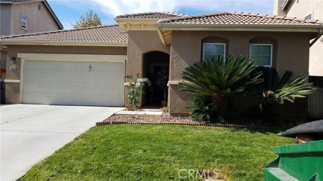 Detail Gallery Image 1 of 26 For 13447 Glorybower St, Moreno Valley,  CA 92553 - 3 Beds | 2 Baths