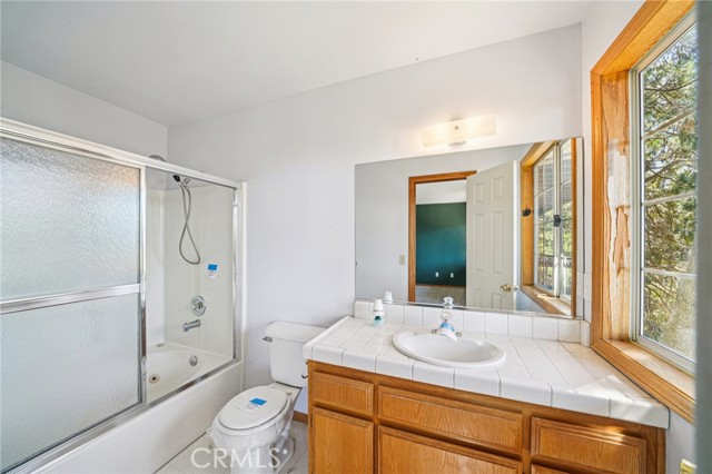 Detail Gallery Image 19 of 35 For 25274 North Rd, Twin Peaks,  CA 92391 - 3 Beds | 2/1 Baths
