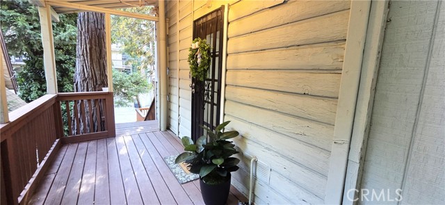 799 Fern Drive, Crestline CA: https://media.crmls.org/medias/6829d6ae-2ef4-4710-bb22-76c33f61d011.jpg
