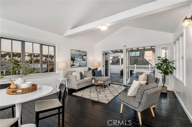 Detail Gallery Image 33 of 46 For 46 Giralda Walk, Long Beach,  CA 90803 - 4 Beds | 4/1 Baths