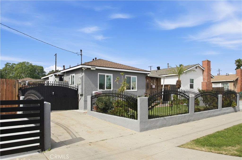 6535 Downey
