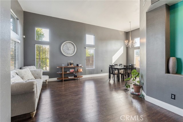 45077 Corte Bravo, Temecula CA: https://media.crmls.org/medias/682a83cd-f1cd-45a4-bc83-dba29080d611.jpg