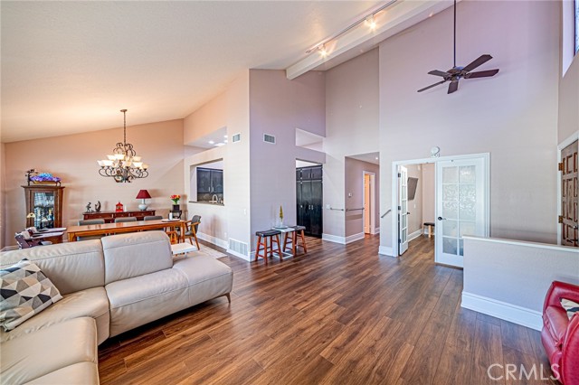 Detail Gallery Image 5 of 31 For 21285 via Del Vaquero, Yorba Linda,  CA 92887 - 3 Beds | 2 Baths