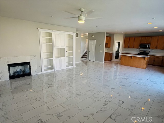 Detail Gallery Image 18 of 73 For 7575 Lime, Fontana,  CA 92336 - 5 Beds | 3 Baths