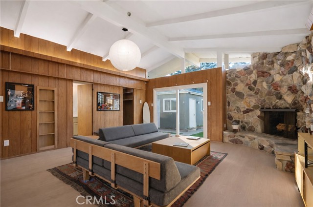 Detail Gallery Image 28 of 37 For 11623 S Dehn, Inglewood,  CA 90303 - 3 Beds | 2 Baths