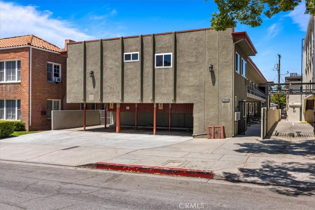 135 S Belmont Street #3