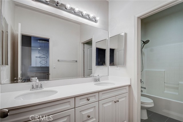 1855 W Willow Avenue, Anaheim CA: https://media.crmls.org/medias/682c5ffe-50ef-4eab-85d4-1651d2b92d6c.jpg