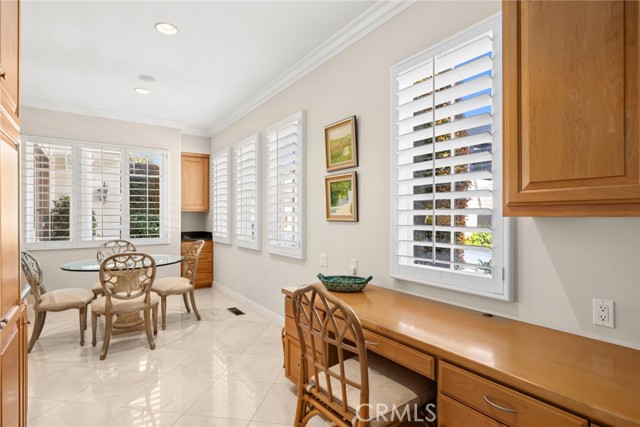 Detail Gallery Image 22 of 48 For 521 via Lido Nord, Newport Beach,  CA 92663 - 5 Beds | 4/2 Baths