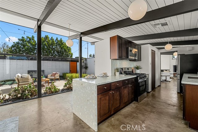 Detail Gallery Image 15 of 29 For 1830 N Ridgewood St, Orange,  CA 92865 - 4 Beds | 2 Baths