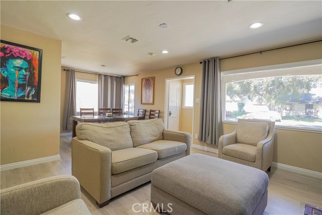 Detail Gallery Image 8 of 43 For 1223 W 27th, San Bernardino,  CA 92405 - 3 Beds | 1 Baths